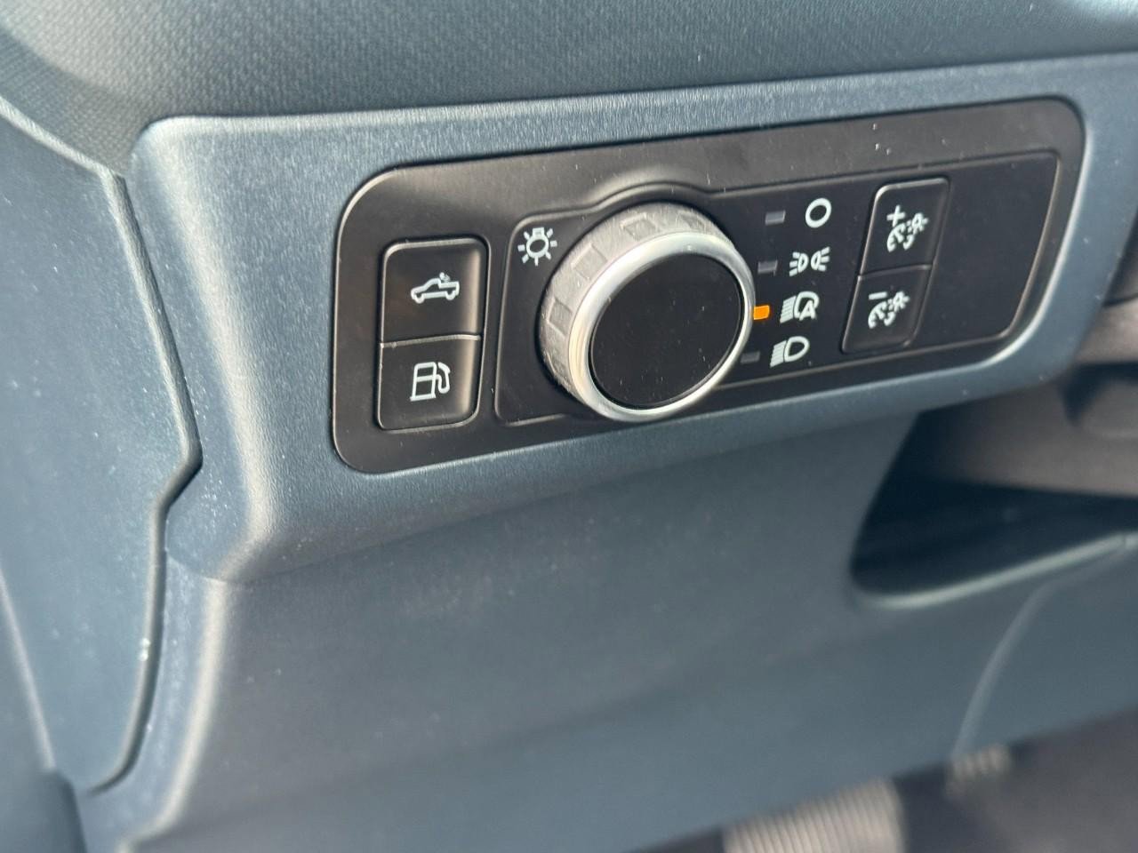 New 2025 Ford Maverick XL image 11