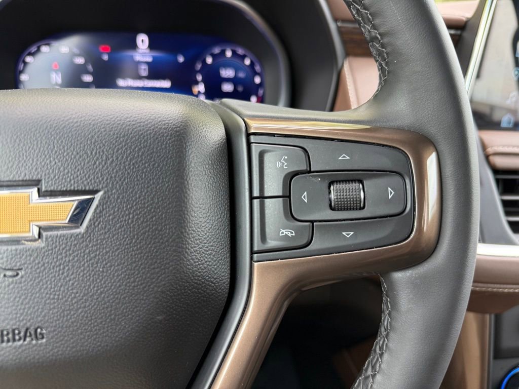 Certified 2024 Chevrolet Suburban High Country w/ Premium Package 2 AWD/4WD image 33