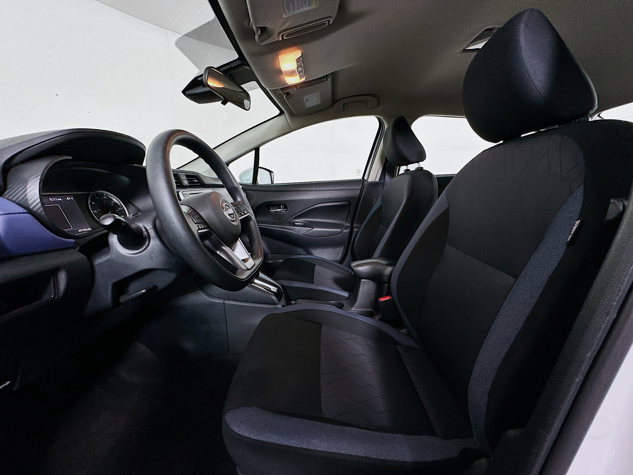 Used 2023 Nissan Versa SV image 13