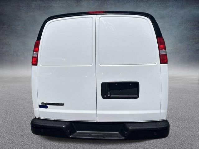 Used 2021 Chevrolet Express 2500 RWD image 6