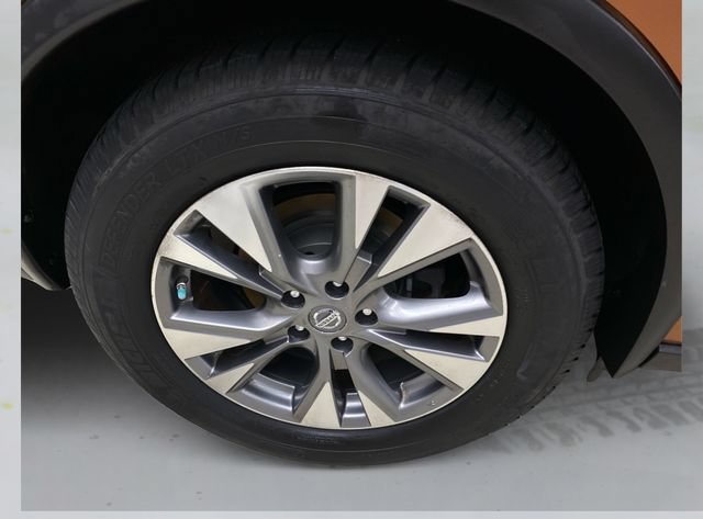 Used 2015 Nissan Murano SV AWD/4WD image 17