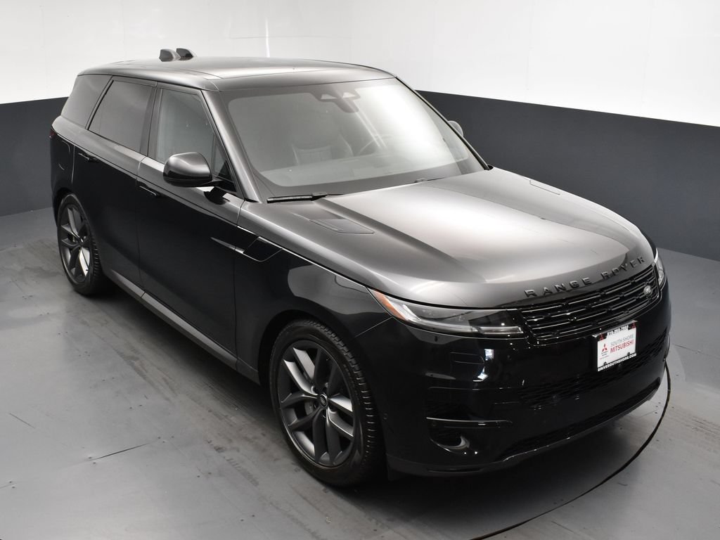 Used 2024 Land Rover Range Rover Sport SE AWD/4WD image 18