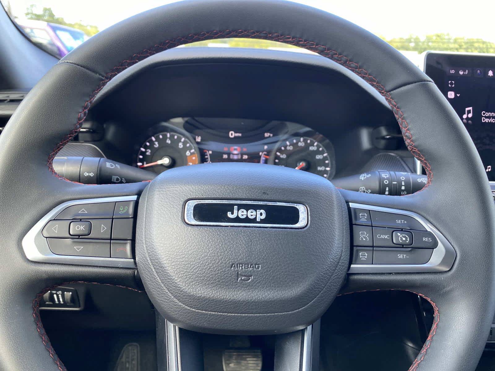Certified 2026 Jeep Compass Trailhawk AWD/4WD image 17