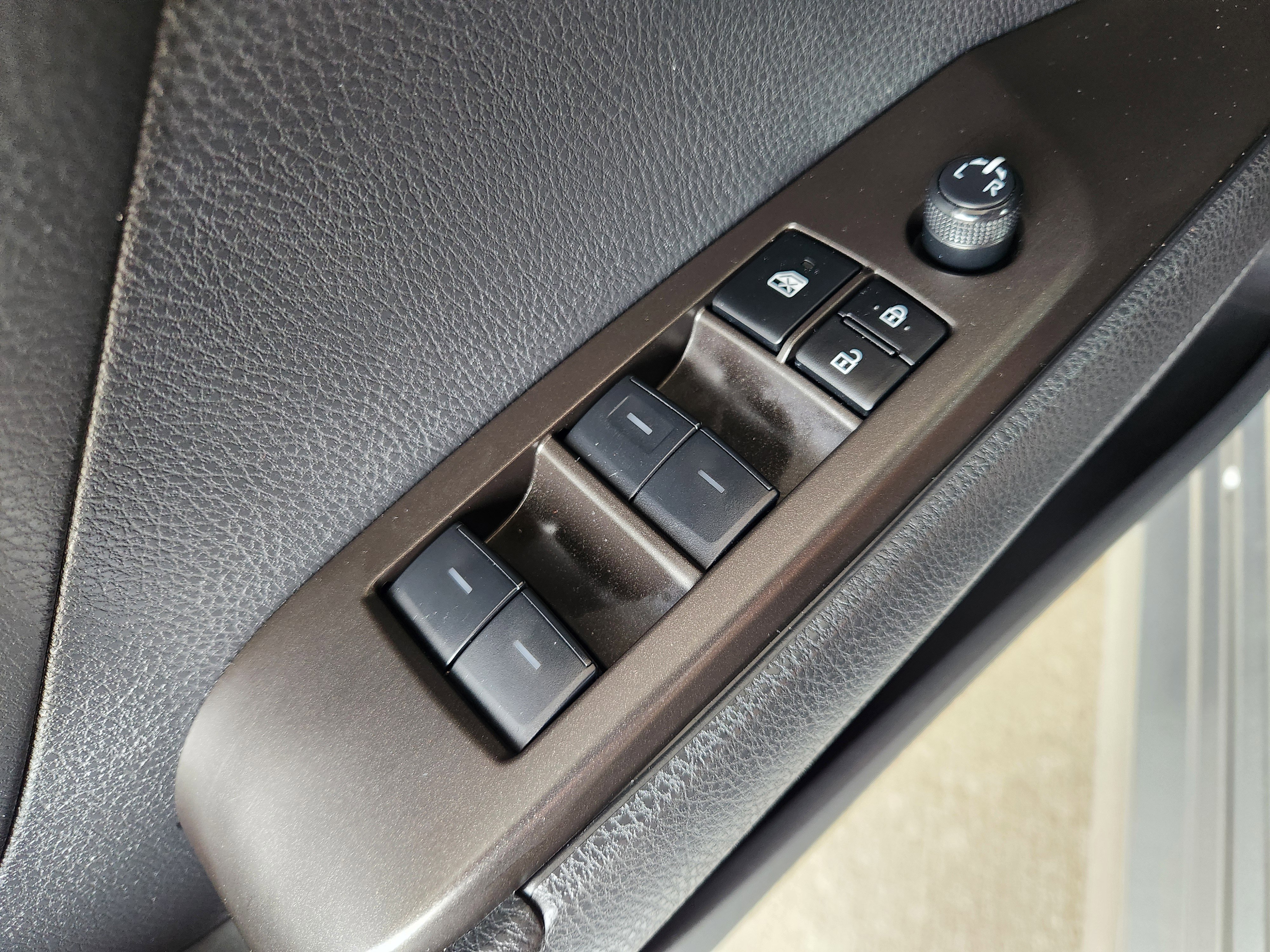 Used 2024 Toyota Camry LE FWD image 24