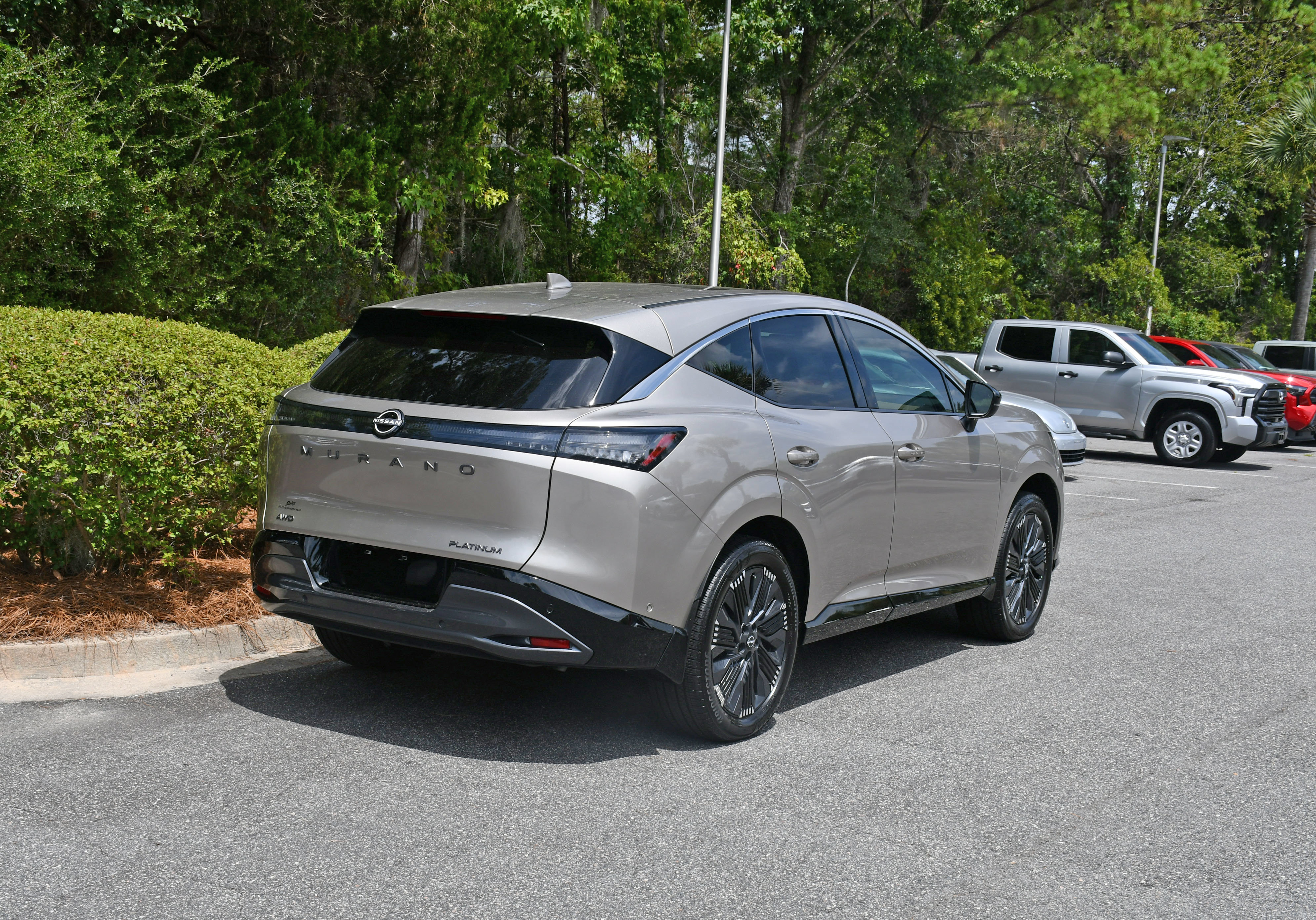 Used 2025 Nissan Murano Platinum w/ Cargo Package AWD/4WD image 4