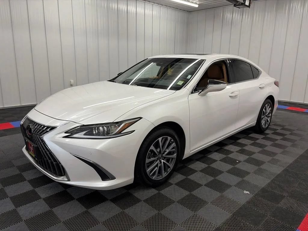 Used 2025 Lexus ES 250 w/ Premium Package AWD/4WD image 6