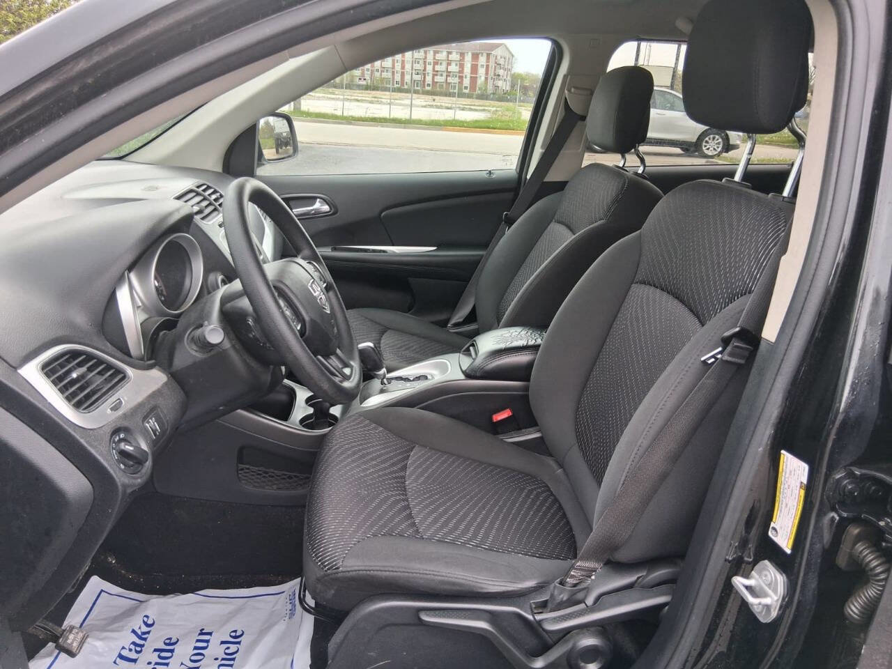 Used 2018 Dodge Journey SE FWD image 17