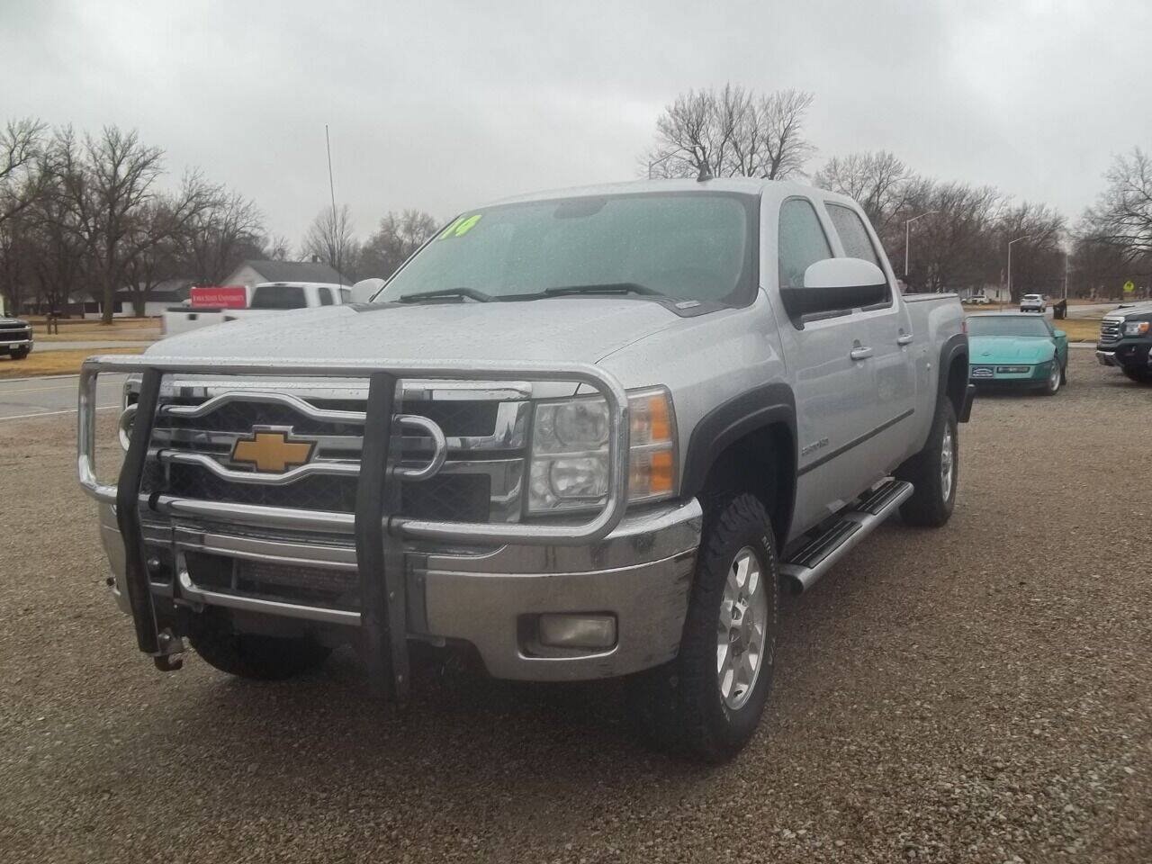 Used 2014 Chevrolet Silverado 2500 LTZ w/ LTZ Plus Package AWD/4WD image 2