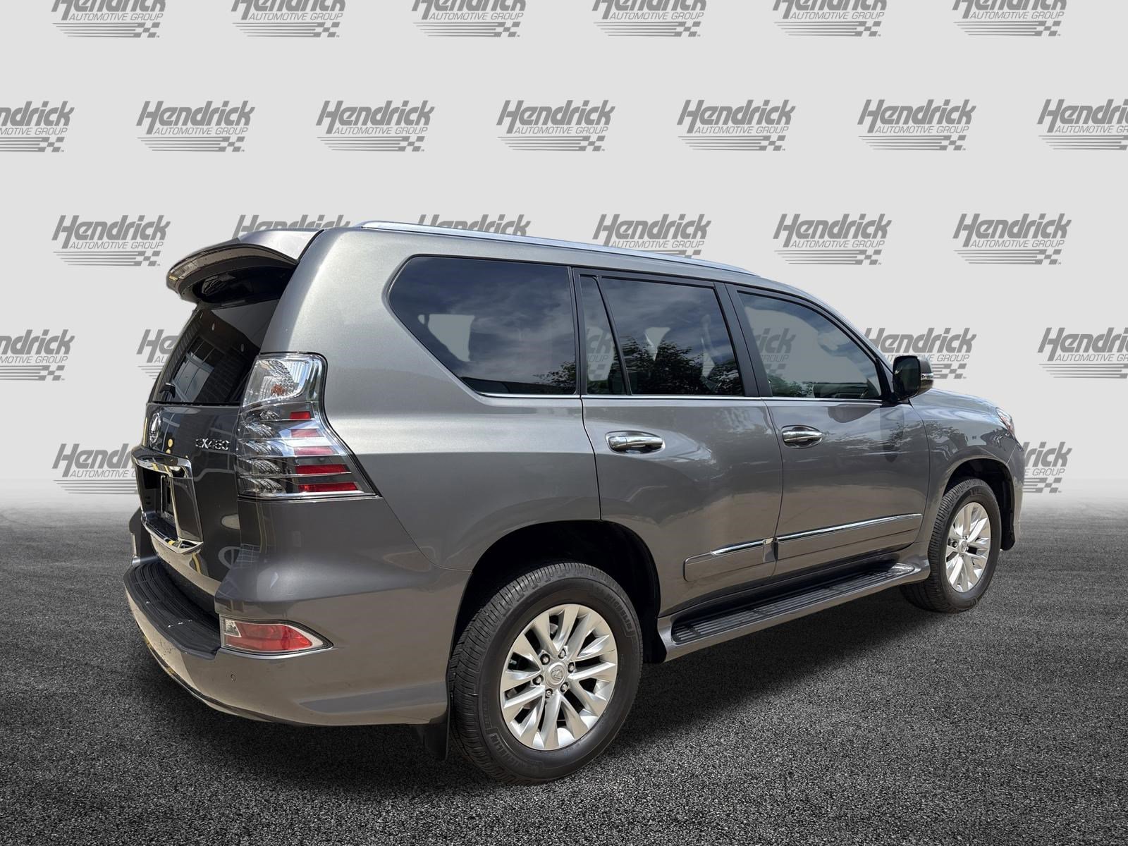 Used 2014 Lexus GX 460 w/ Premium Package AWD/4WD image 10