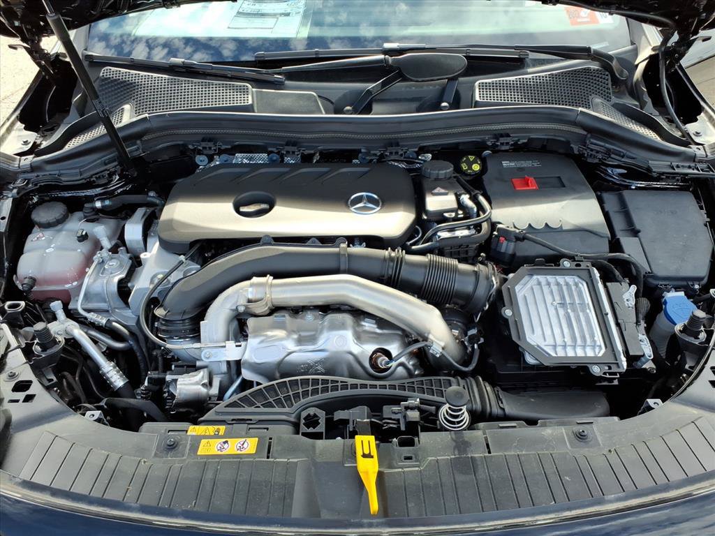 Used 2026 Mercedes-Benz GLA 250 4MATIC image 8