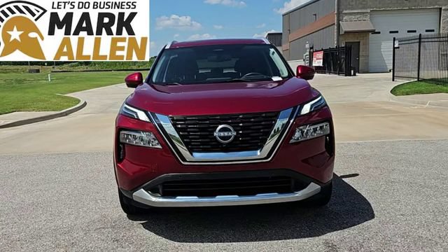 Used 2023 Nissan Rogue Platinum AWD/4WD image 3