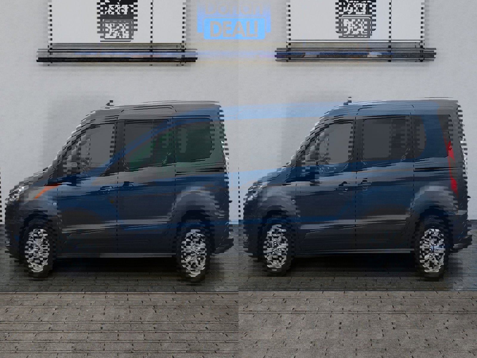Used 2019 Ford Transit Connect XLT image 6