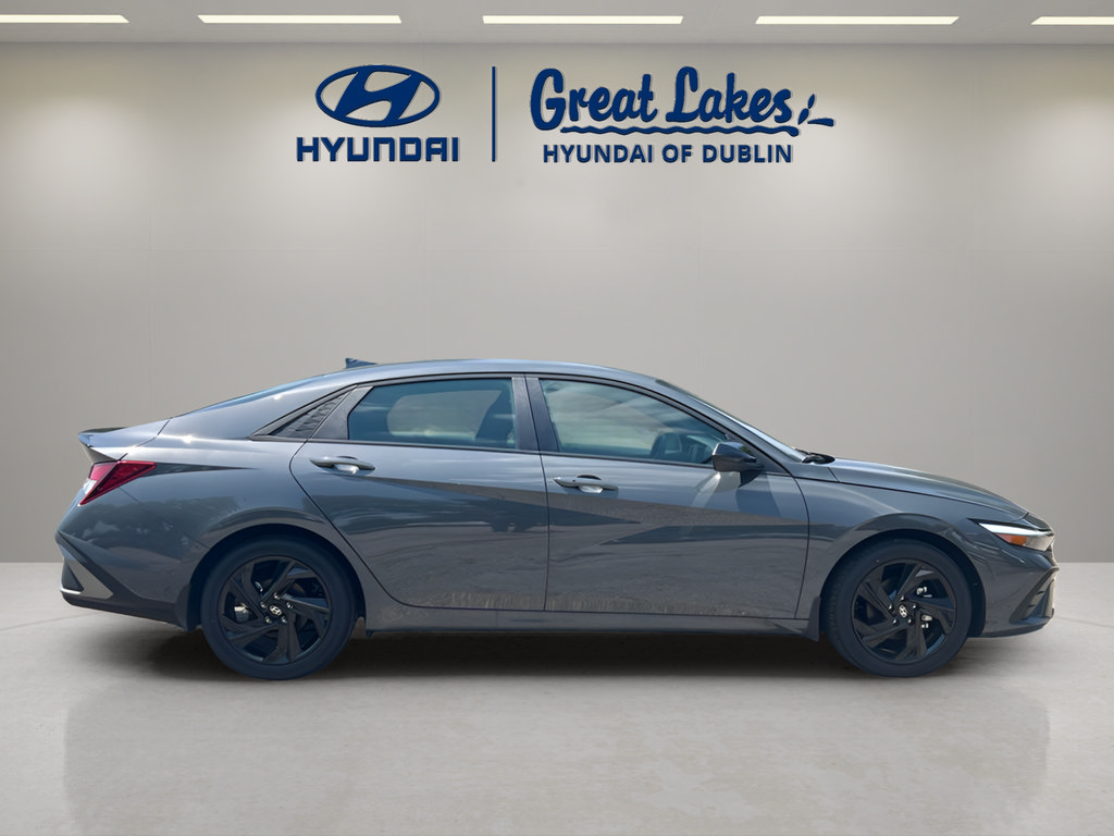 New 2026 Hyundai Elantra Sport FWD image 7