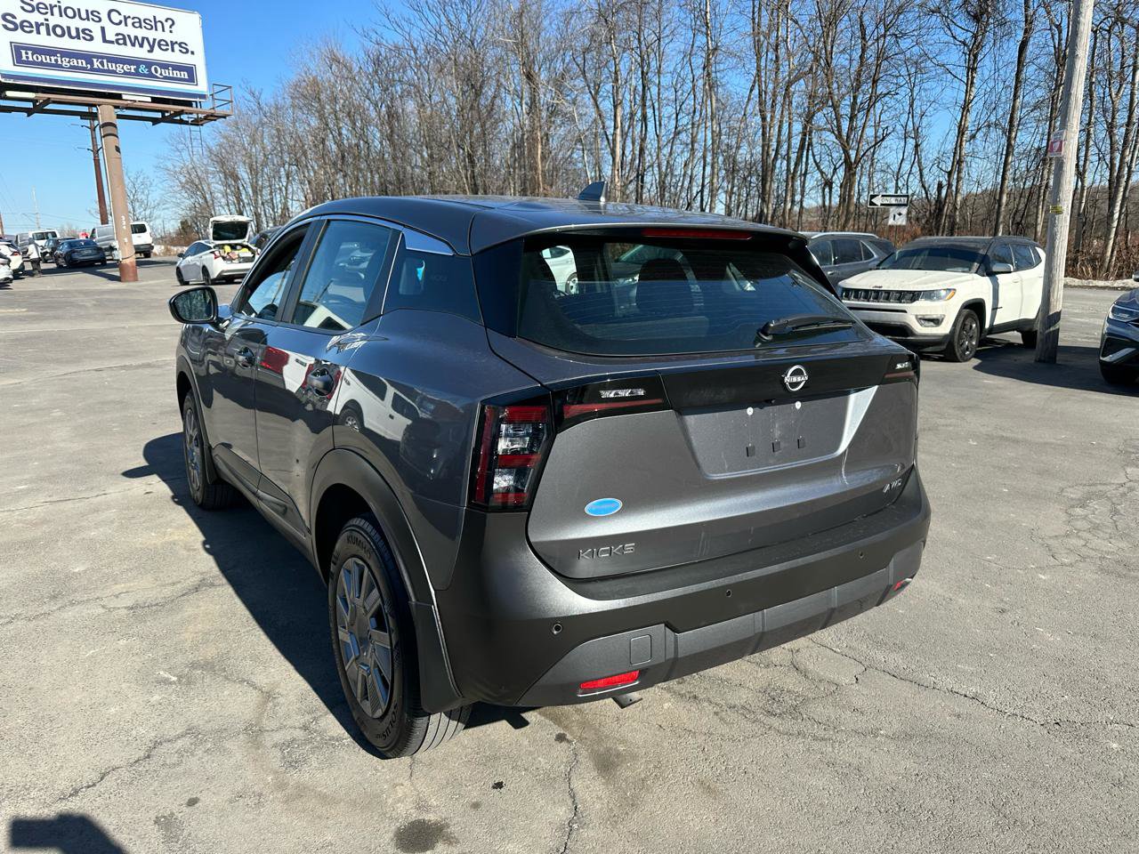 Used 2025 Nissan Kicks S image 7
