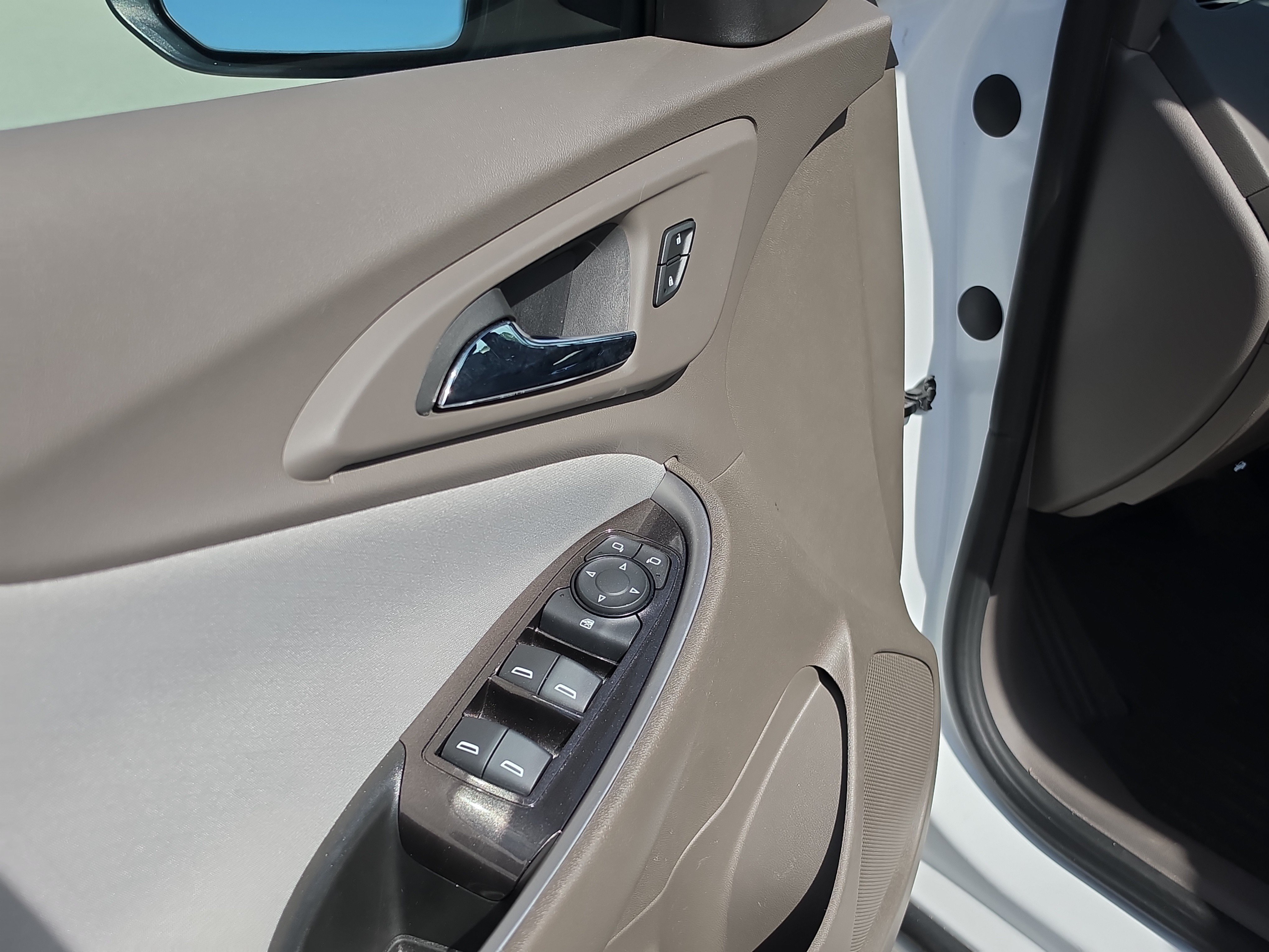 Certified 2023 Chevrolet Malibu LS FWD image 16