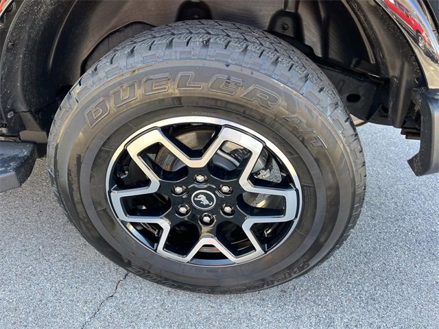 Used 2023 Ford Bronco Outer Banks image 11