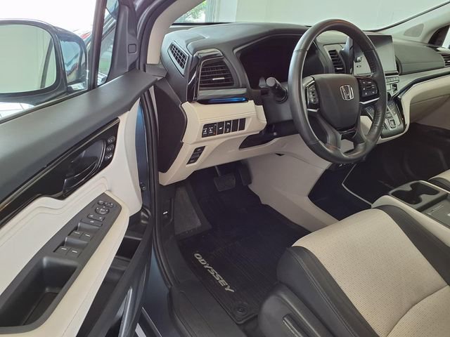 Used 2025 Honda Odyssey Elite image 7