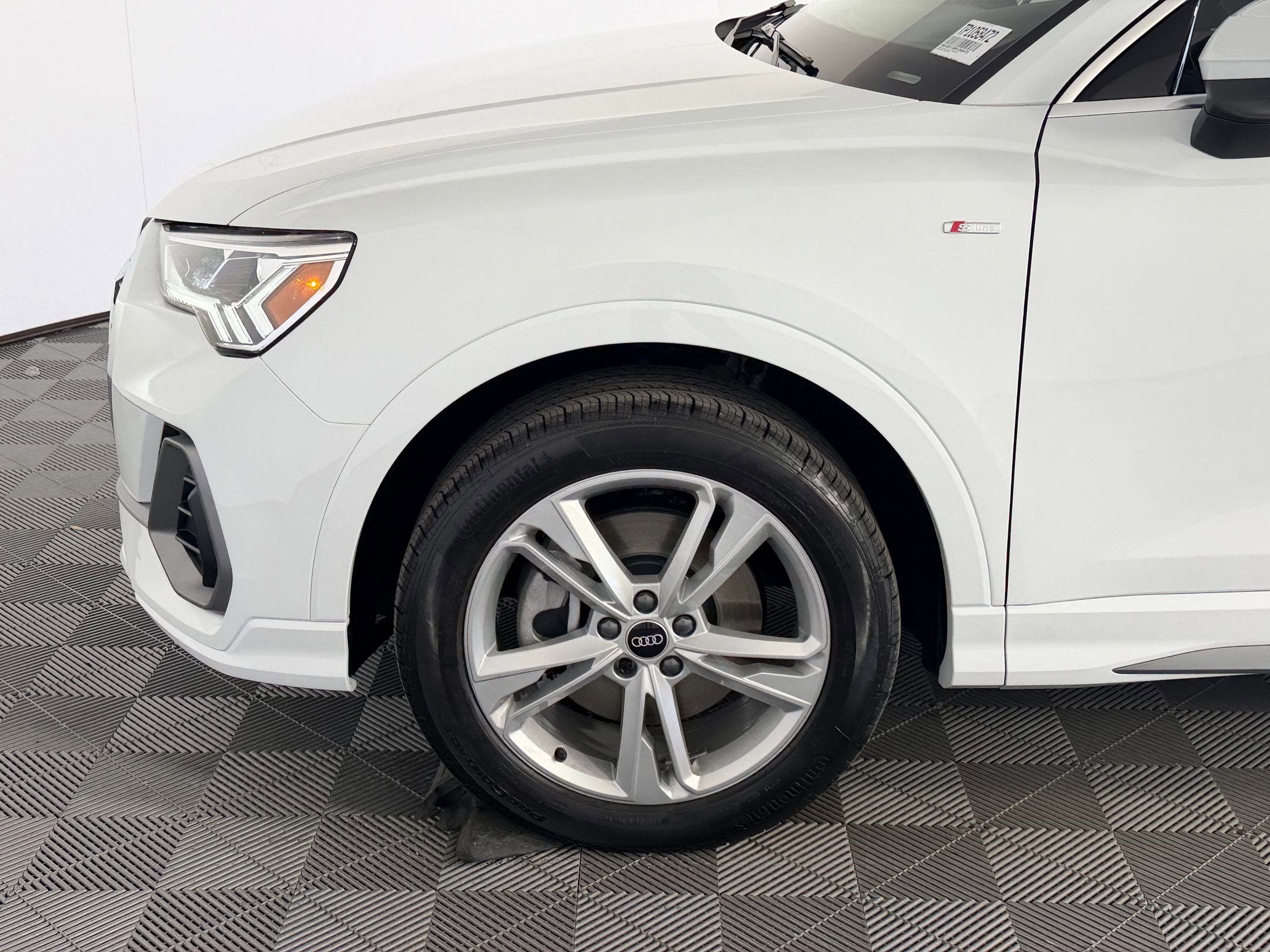 Used 2023 Audi Q3 2.0T Premium Plus AWD/4WD image 11