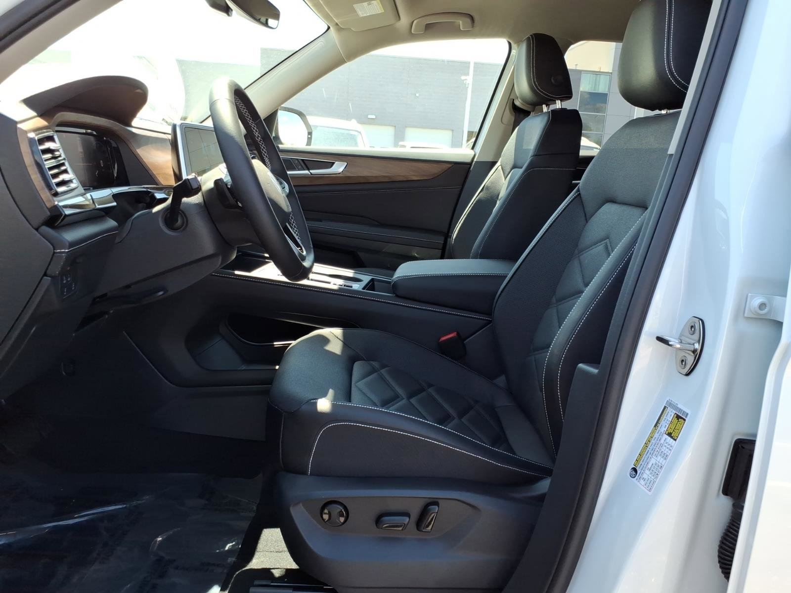 New 2026 Volkswagen Atlas SE image 7