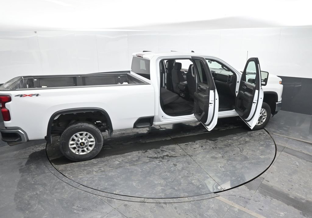 Used 2024 Chevrolet Silverado 2500 LT w/ Convenience Package image 52