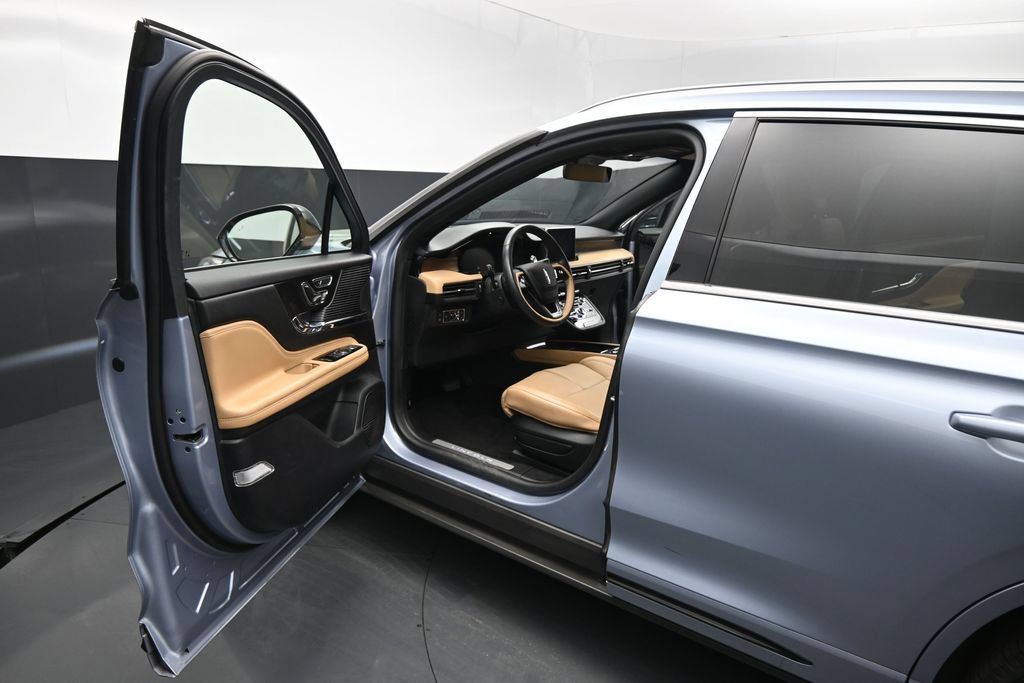 Used 2022 Lincoln Corsair Grand Touring w/ Elements Technology Bundle AWD/4WD image 8