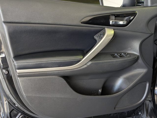 Used 2025 Mitsubishi Eclipse Cross SE AWD/4WD image 11
