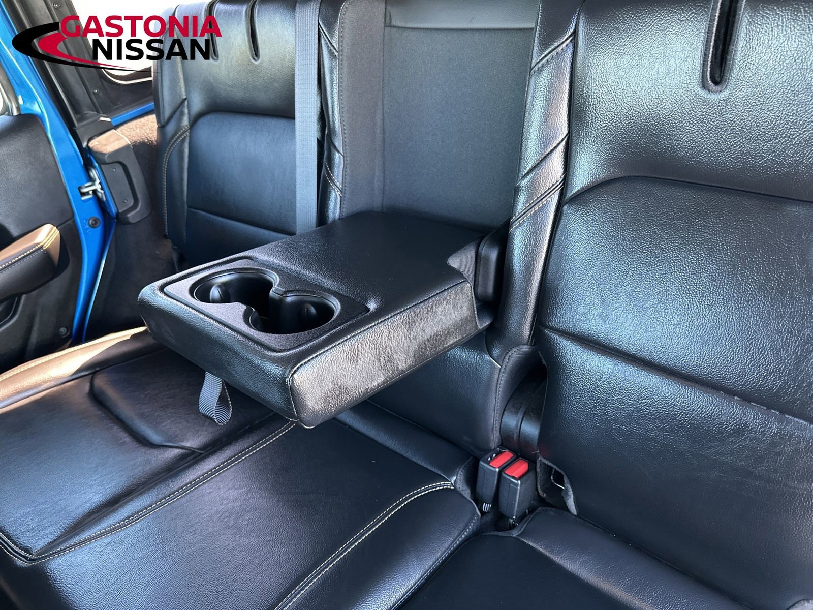 Used 2024 Jeep Wrangler Unlimited Sahara w/ Technology Group image 26