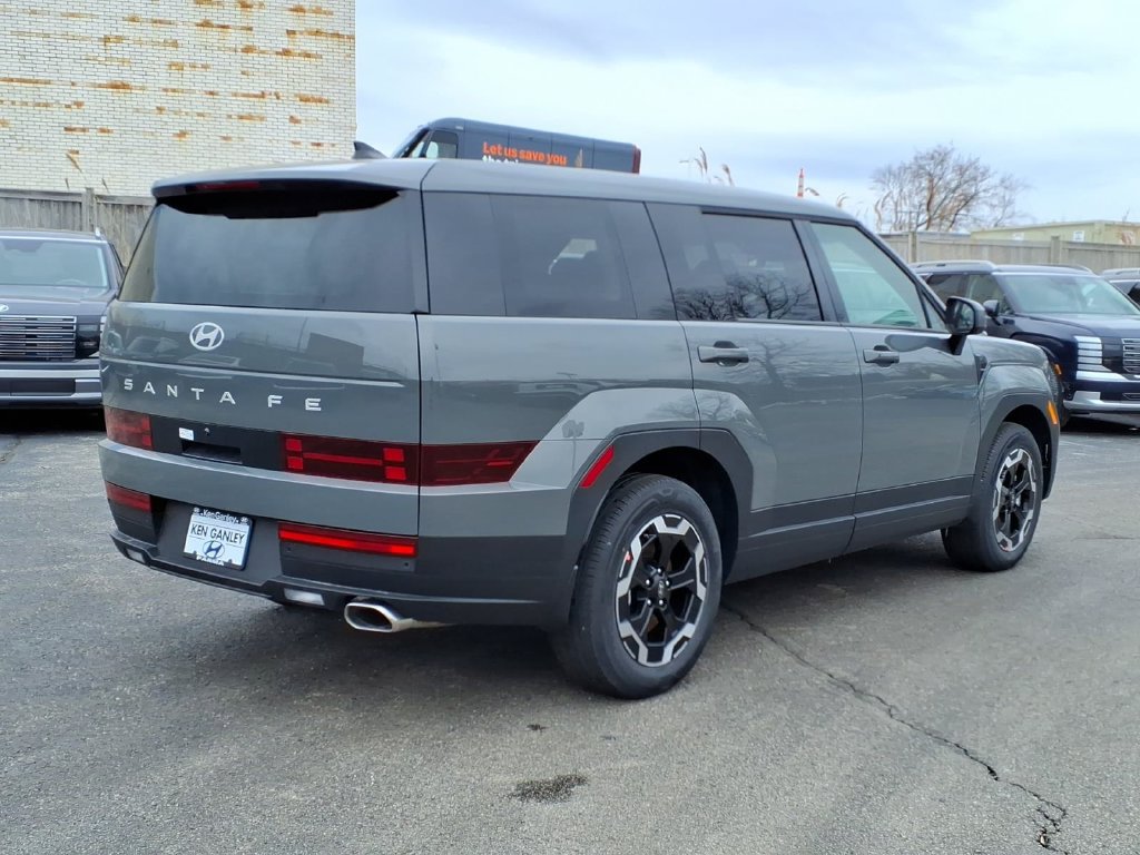 New 2026 Hyundai Santa Fe SE FWD image 3