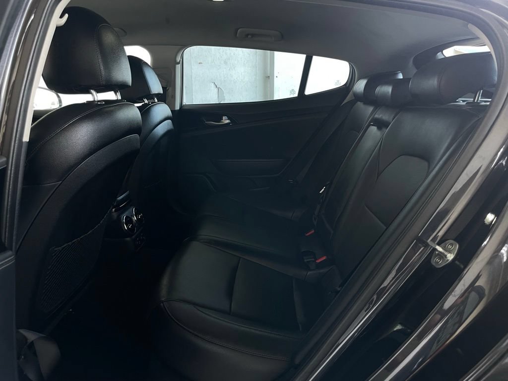 Used 2019 Kia Stinger RWD image 13