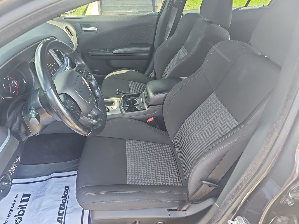 Used 2021 Dodge Charger GT w/ Blacktop Package RWD image 10