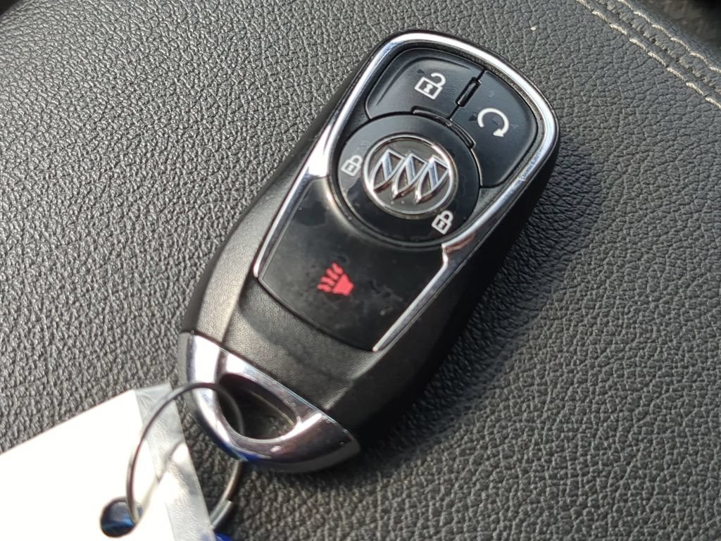 Used 2018 Buick Regal Preferred w/ Sights and Sounds Package FWD image 39
