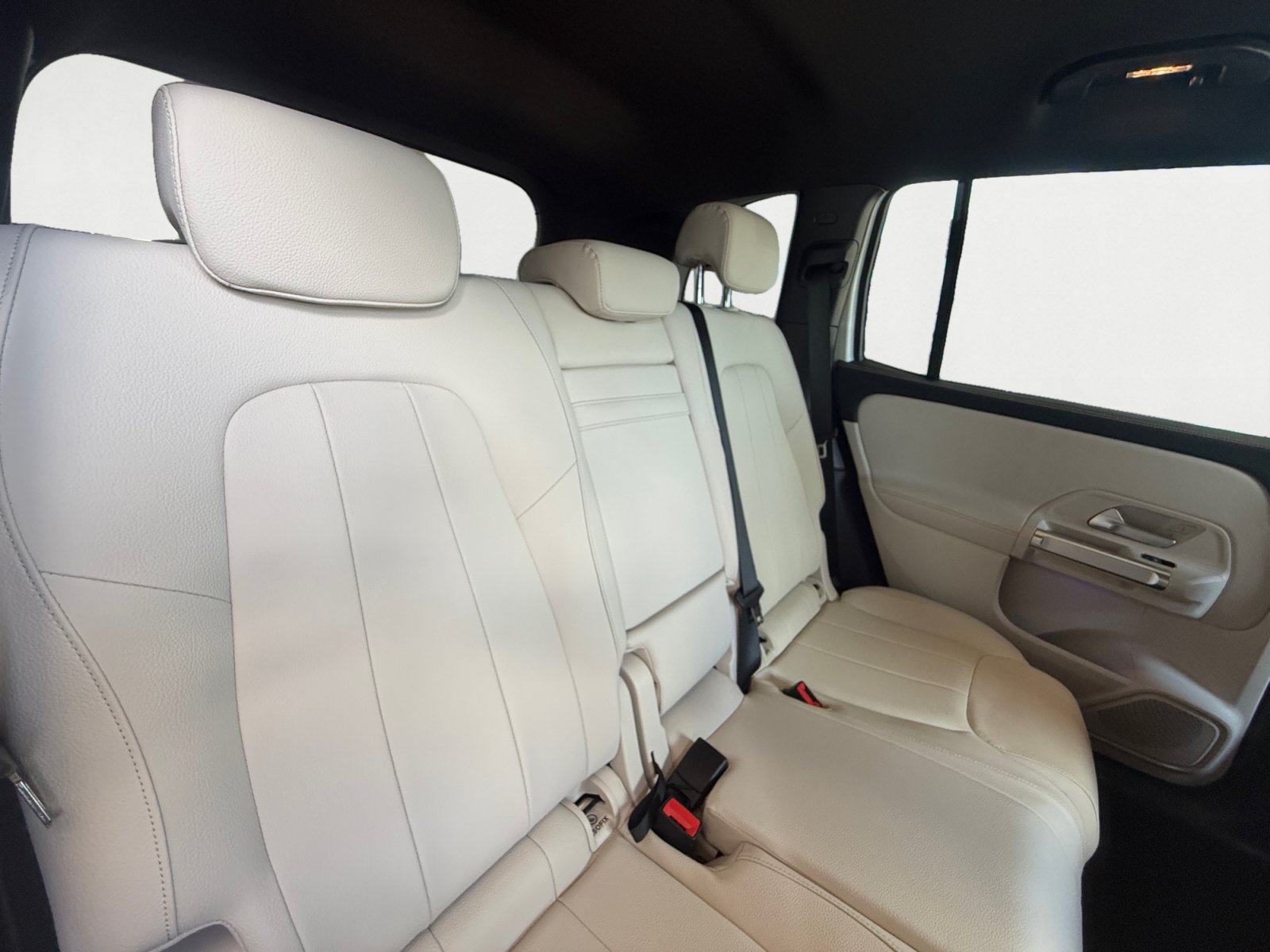 Certified 2025 Mercedes-Benz GLB 250 image 18
