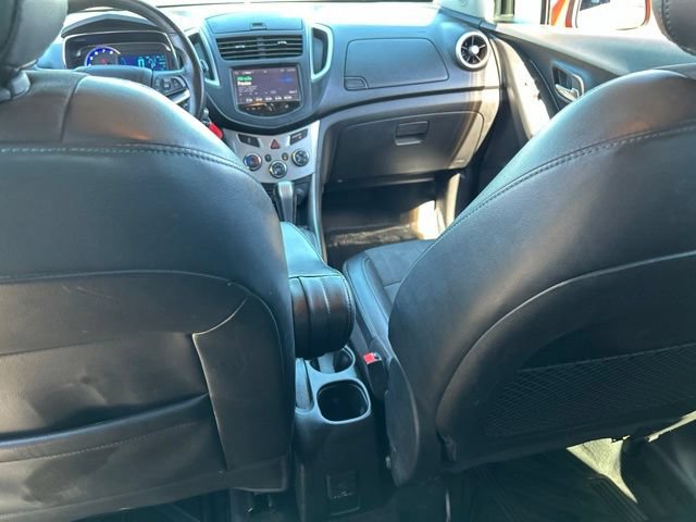 Used 2015 Chevrolet Trax LT w/ LT Plus Package AWD/4WD image 7