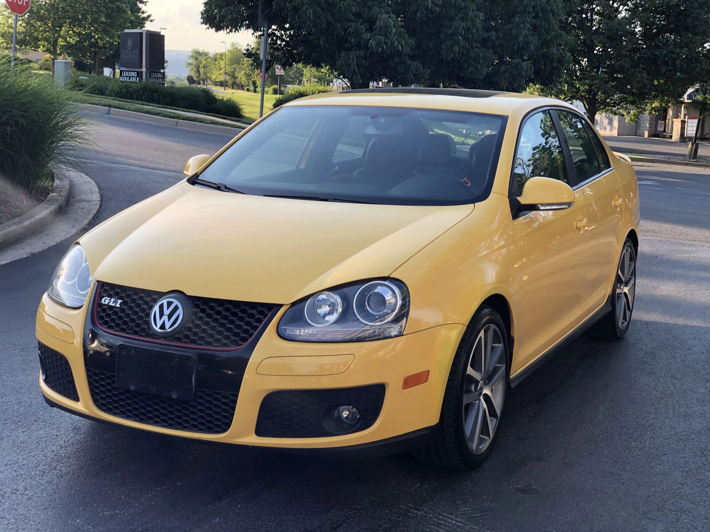 Used 2007 Volkswagen Jetta GLI image 1