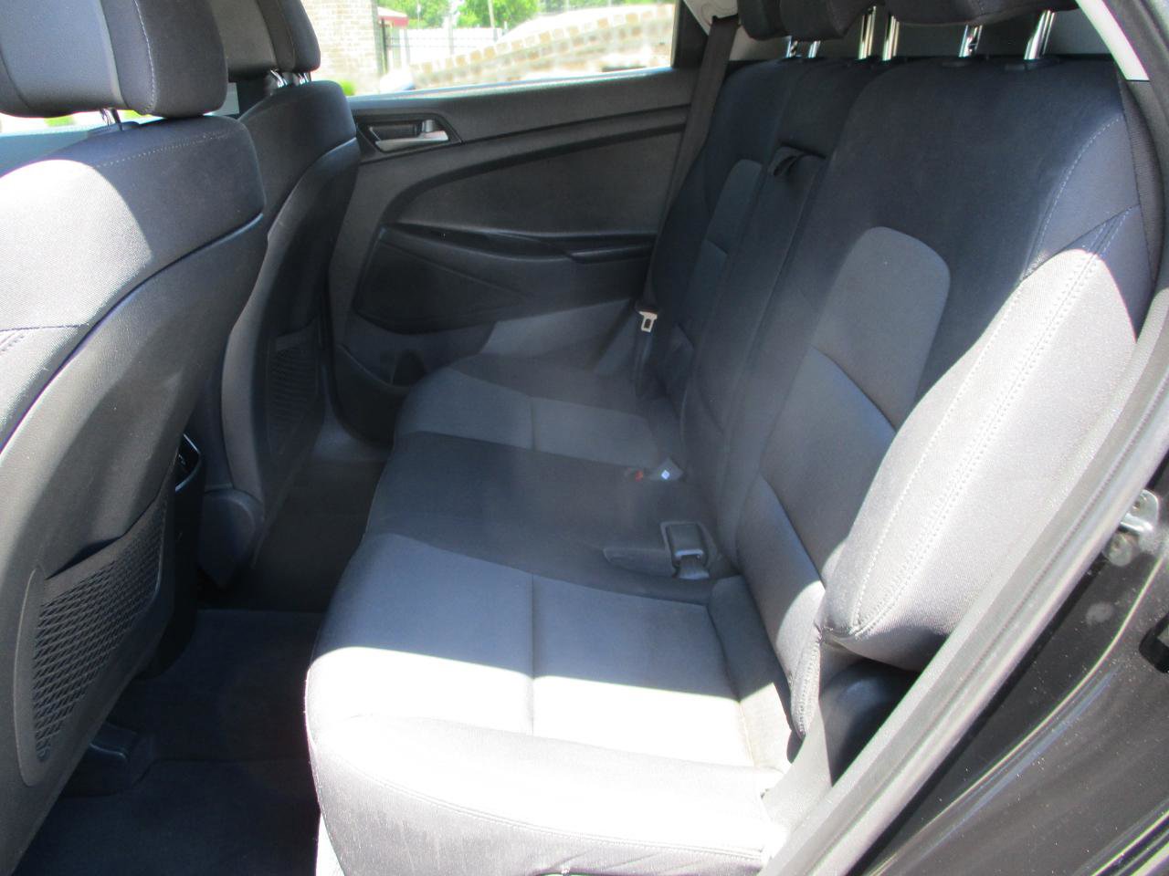Used 2018 Hyundai Tucson Sport FWD image 15