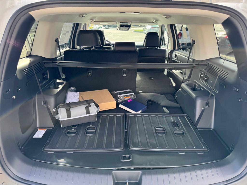 New 2026 Hyundai Santa Fe SEL AWD/4WD image 32