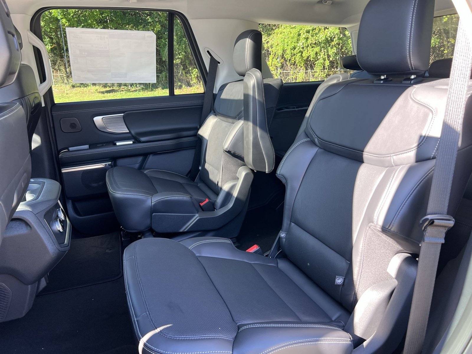 New 2027 Ford Expedition Platinum w/ Driver's Package AWD/4WD image 25