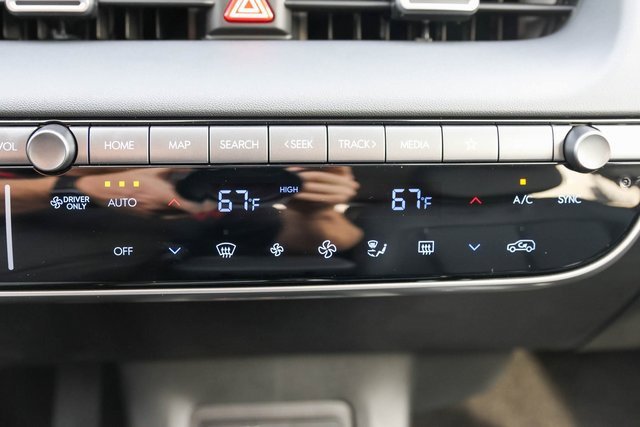 New 2026 Hyundai Ioniq 5 SEL image 16