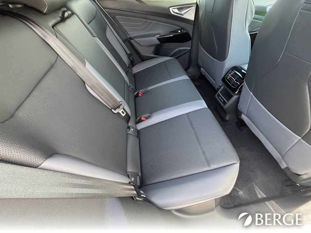 New 2025 Volkswagen ID.4 Pro S RWD image 13