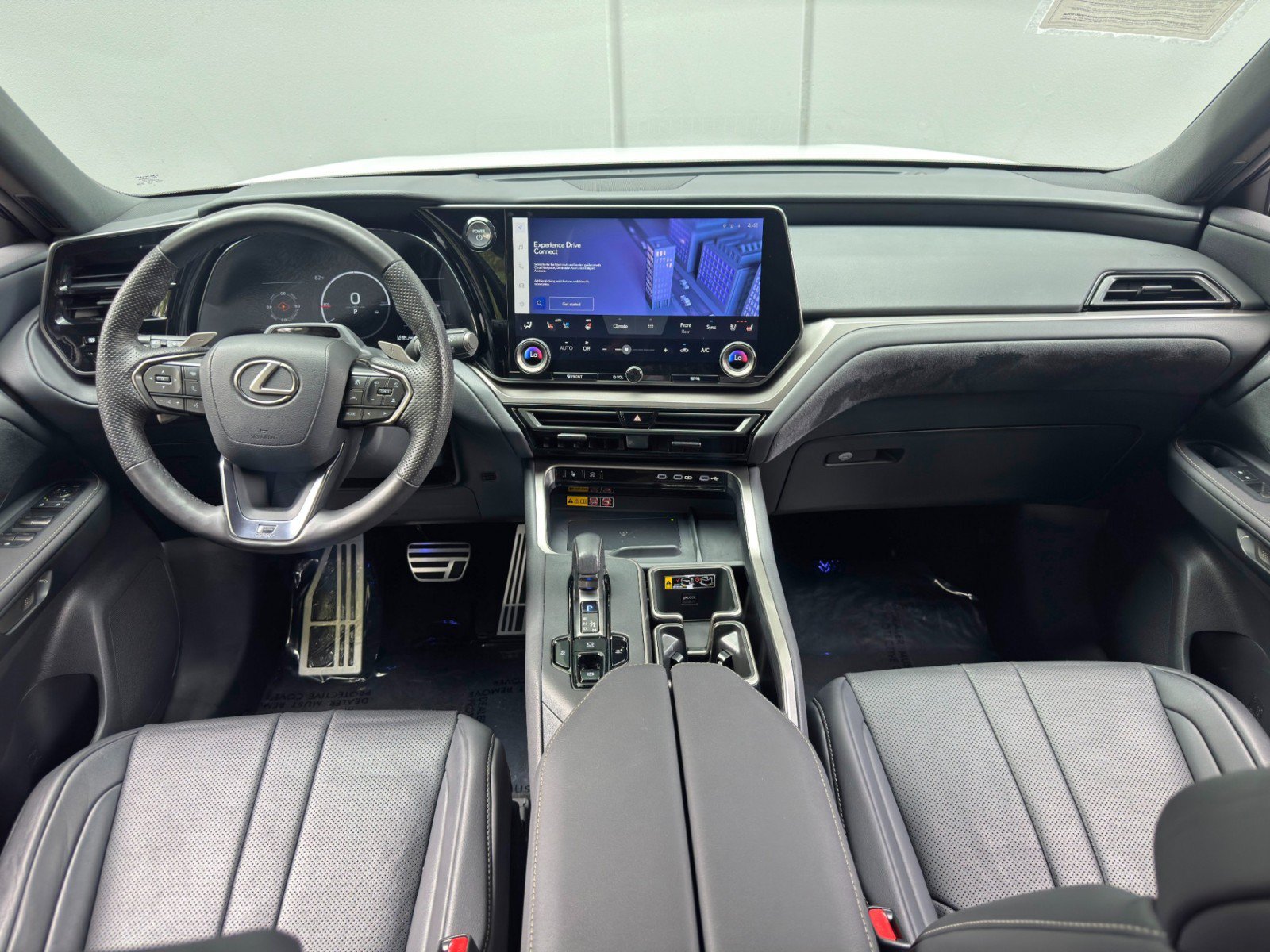 Used 2024 Lexus TX 500h AWD w/ Technology Package image 12