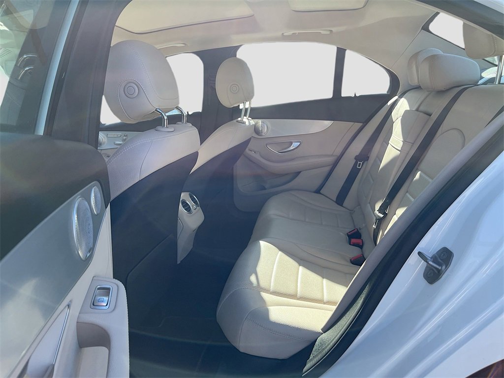 Used 2020 Mercedes-Benz C 300 4MATIC Sedan image 26