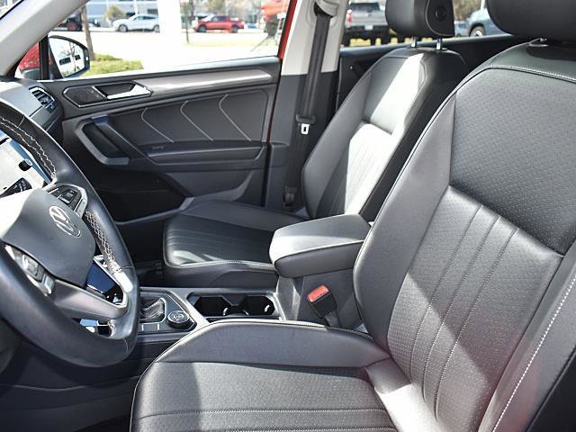 Used 2022 Volkswagen Tiguan SE image 10