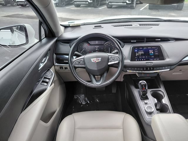 Certified 2023 Cadillac XT4 Luxury FWD image 17