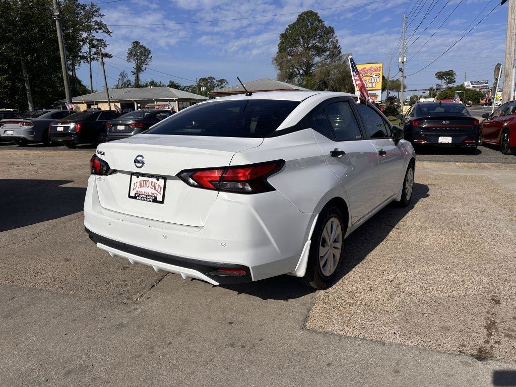 Used 2021 Nissan Versa S FWD image 5