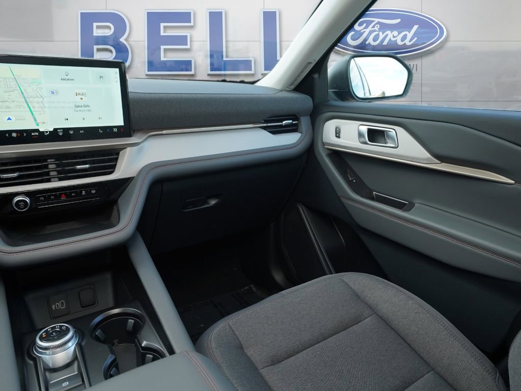 New 2026 Ford Explorer Active image 25