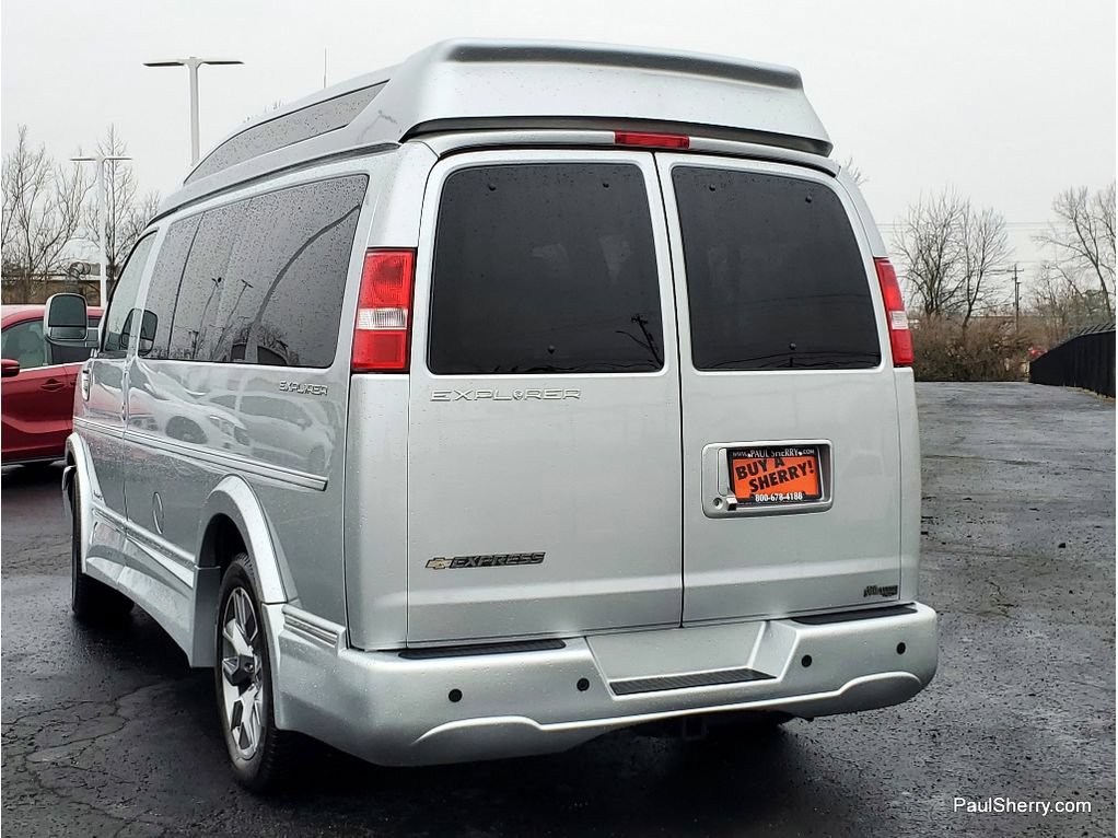 Used 2023 Chevrolet Express 2500 RWD image 14