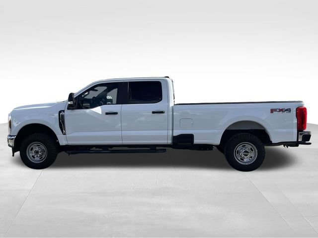 Used 2024 Ford F250 XL w/ FX4 Off-Road Package image 4