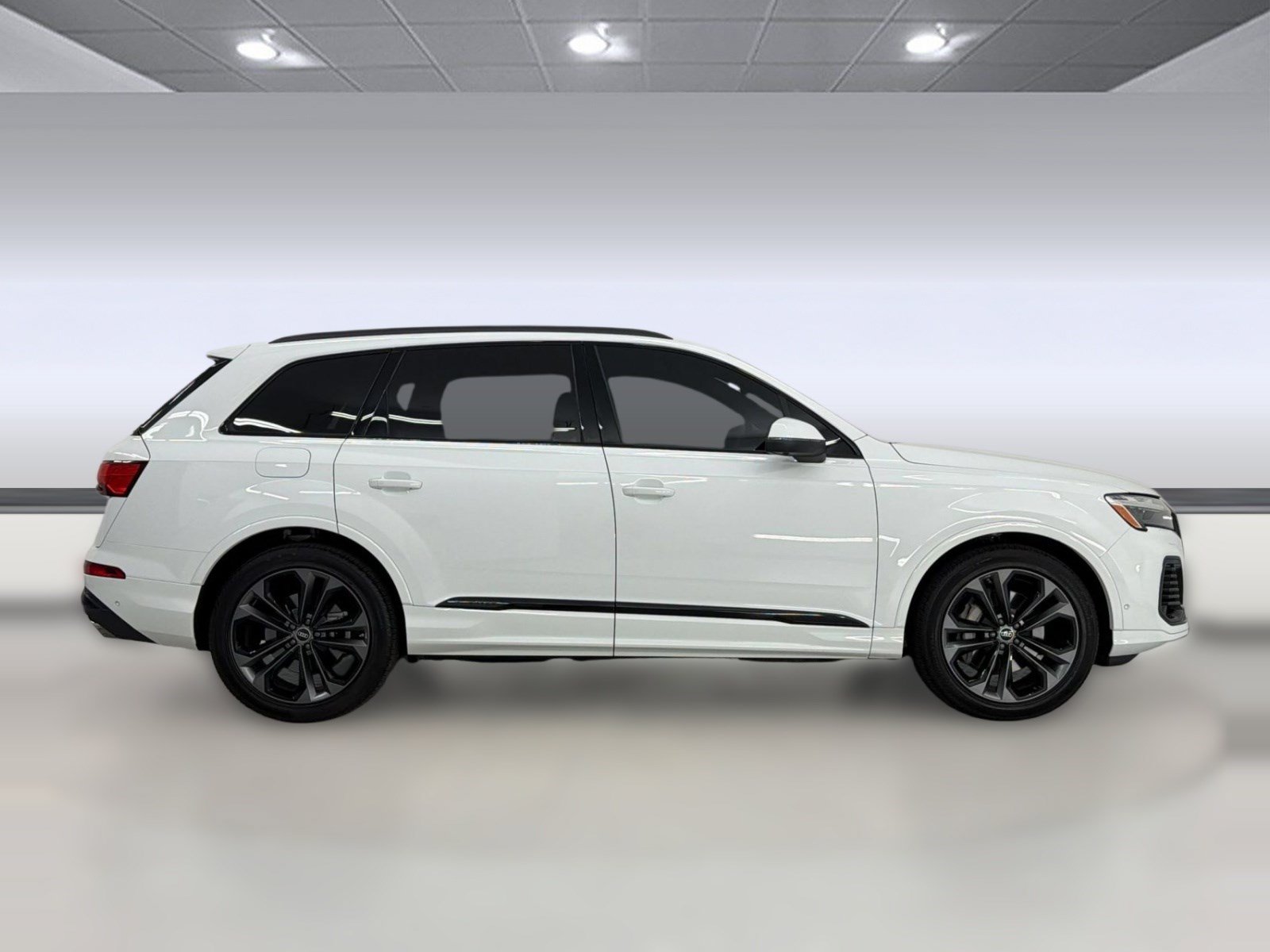 Used 2025 Audi Q7 3.0T Prestige AWD/4WD image 8