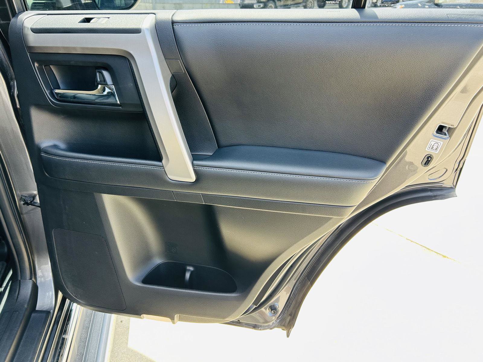 Used 2019 Toyota 4Runner Limited AWD/4WD image 25