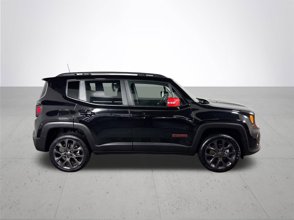 Used 2023 Jeep Renegade Latitude w/ Sun/Sound Group image 5